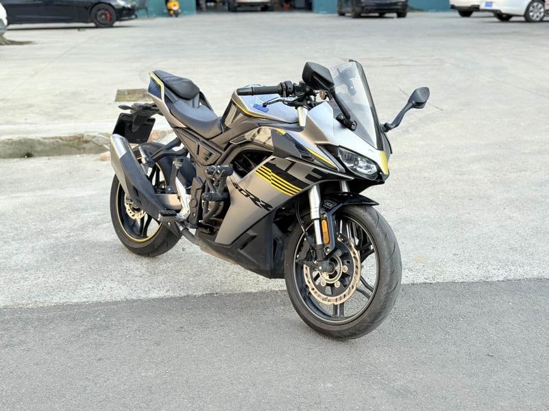 无极 250RR