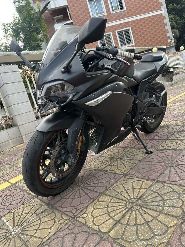 无极 300RR