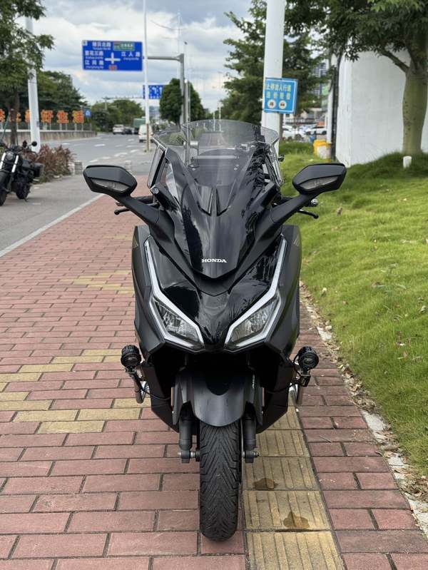本田WING NSS350