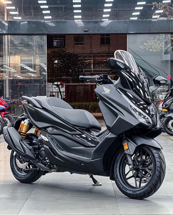 本田WING NSS350