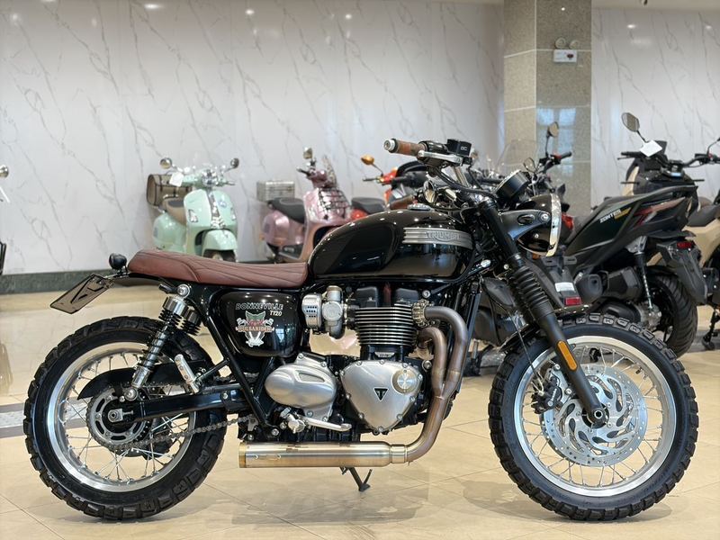 凯旋 Bonneville T120