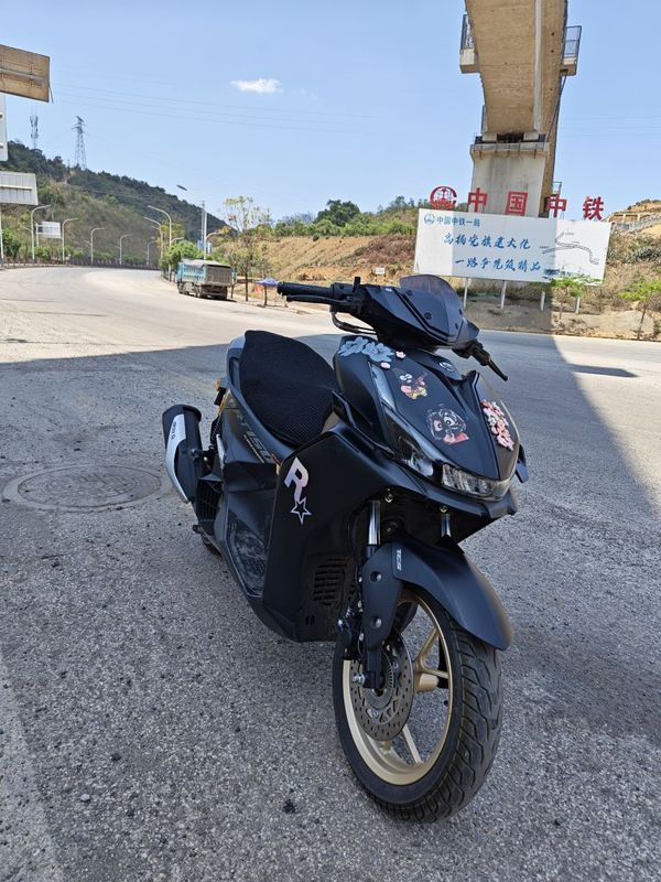 QJMOTOR 鸿150S