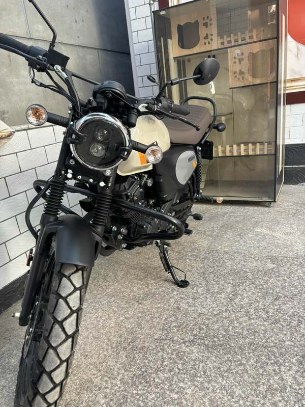 建设雅马哈 GT150 Fazer