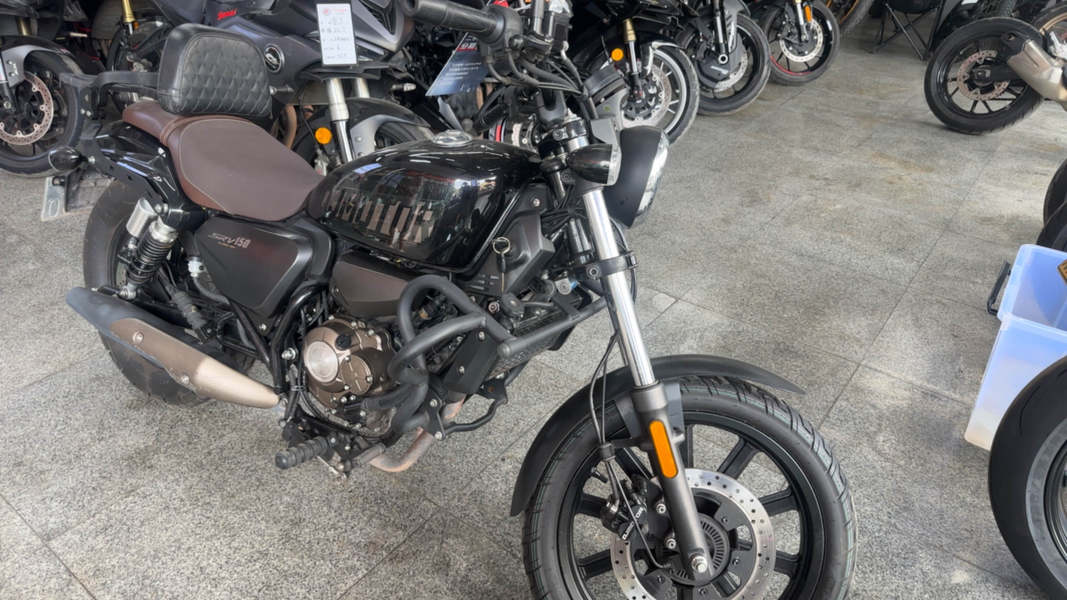 QJMOTOR 闪150