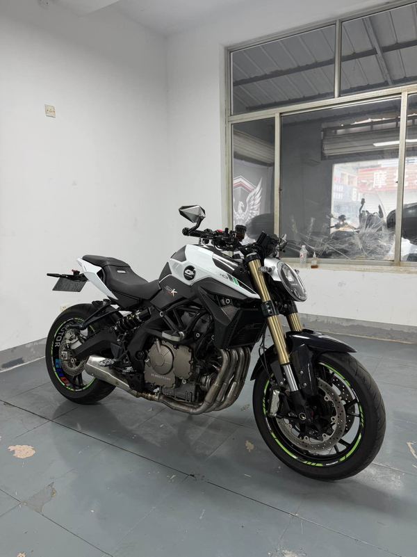 QJMOTOR 追600