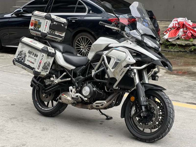 贝纳利 金鹏 TRK502