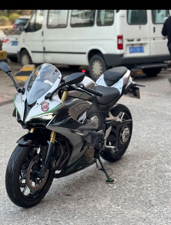 QJMOTOR 赛450