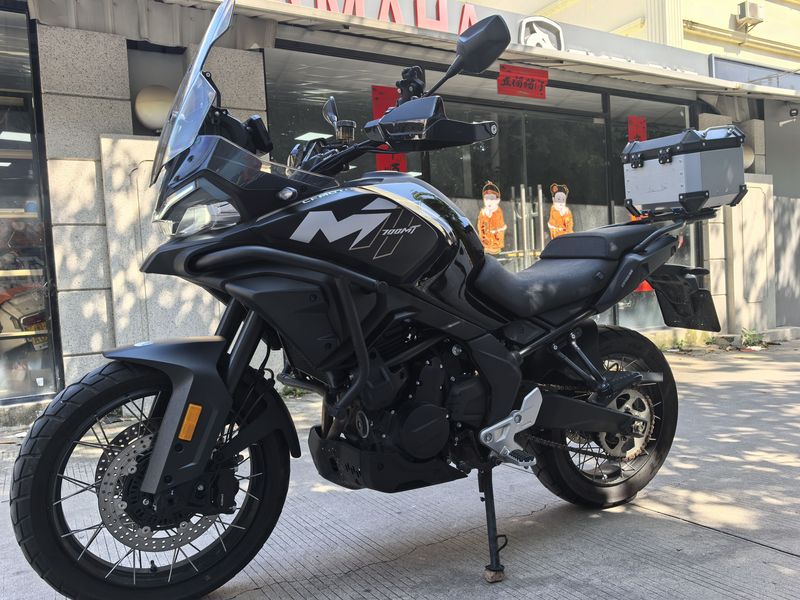 春风 700MT