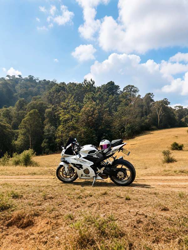 张雪机车 500RR