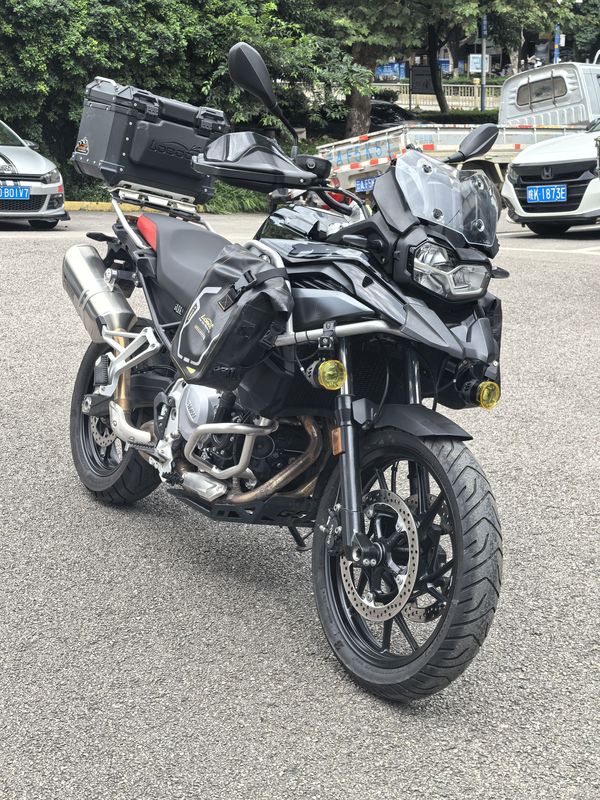 宝马 F 750 GS