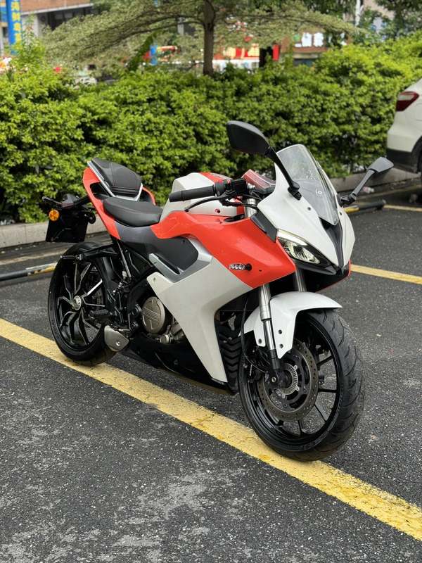 QJMOTOR 赛250