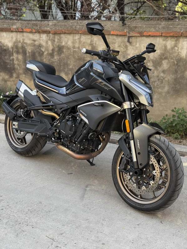 春风 800NK