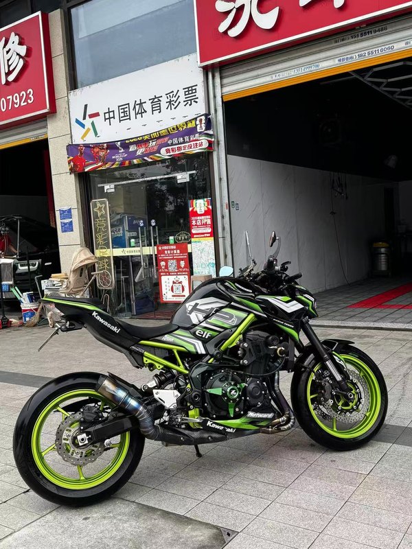 川崎 Z900