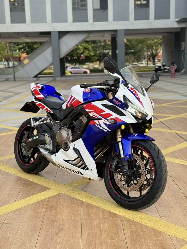 本田DREAMWING CBR650R