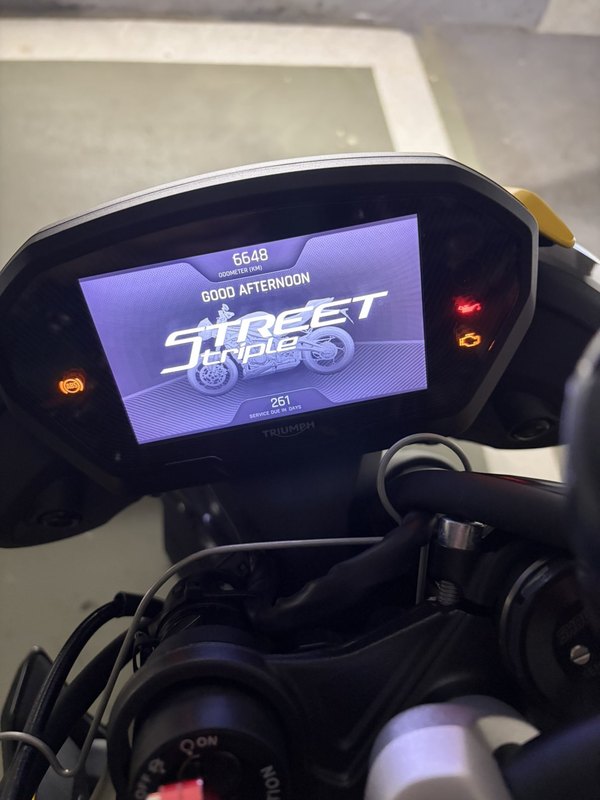 凯旋 Street Triple 765