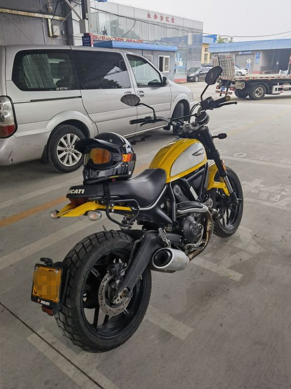 杜卡迪 Scrambler 800