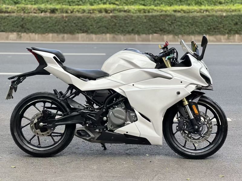 春风 250SR