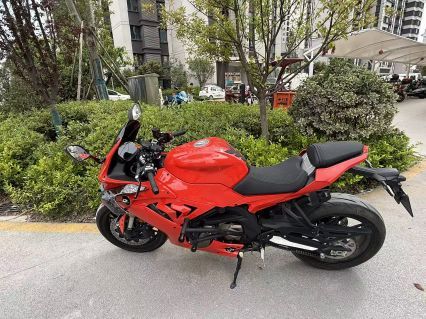QJMOTOR 赛600