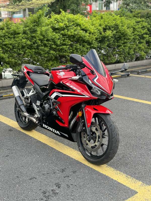 本田WING CBR400R