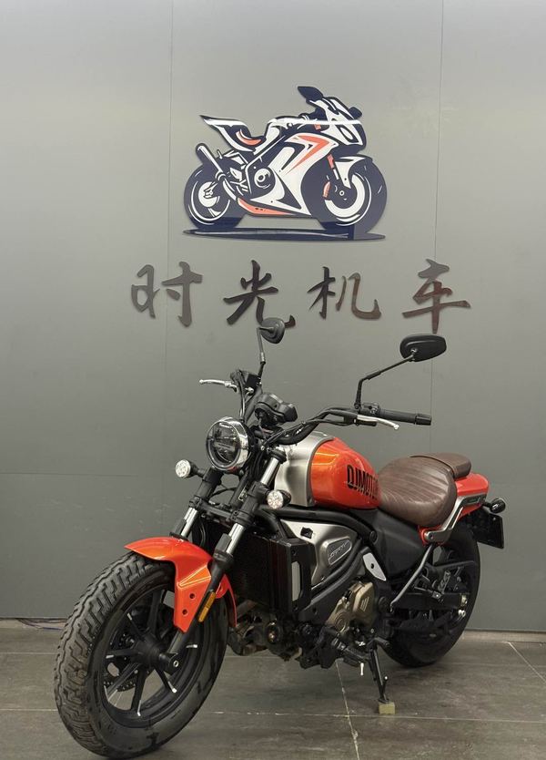 QJMOTOR 闪500S