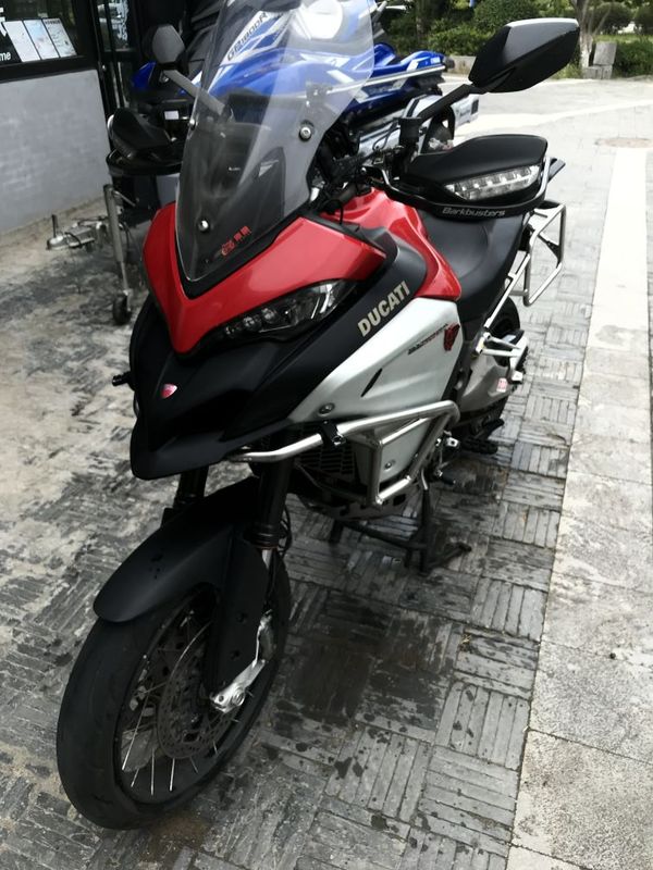 杜卡迪 Multistrada  1200 Enduro