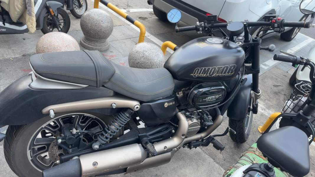 QJMOTOR 闪350