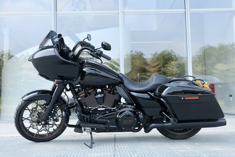 哈雷戴维森 公路滑翔 Road Glide