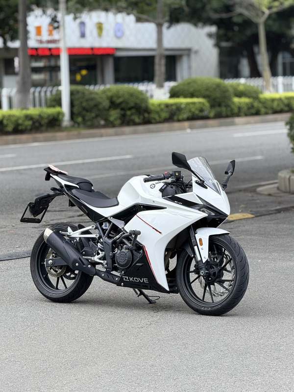 凯越 250RR 刺鸟