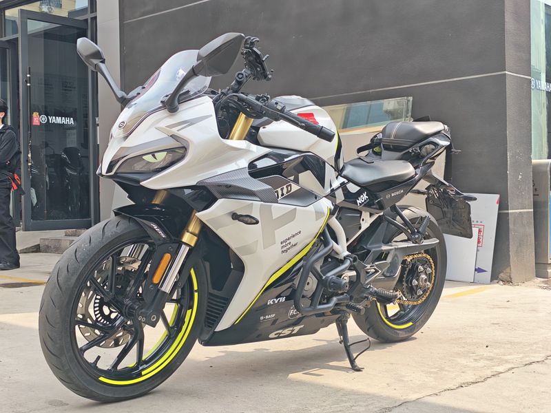 春风 250SR