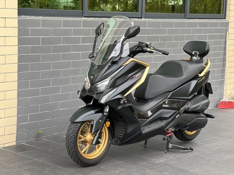 光阳 赛艇 S250