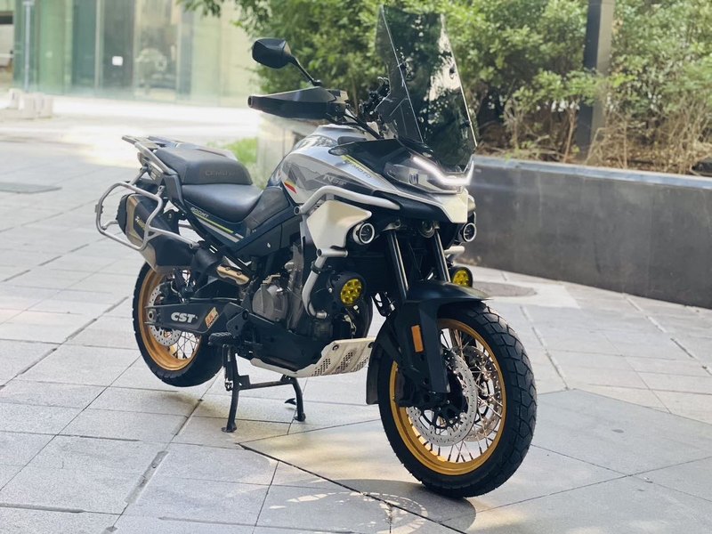 春风 800MT