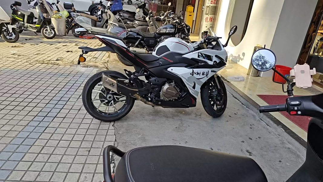 QJMOTOR 赛450