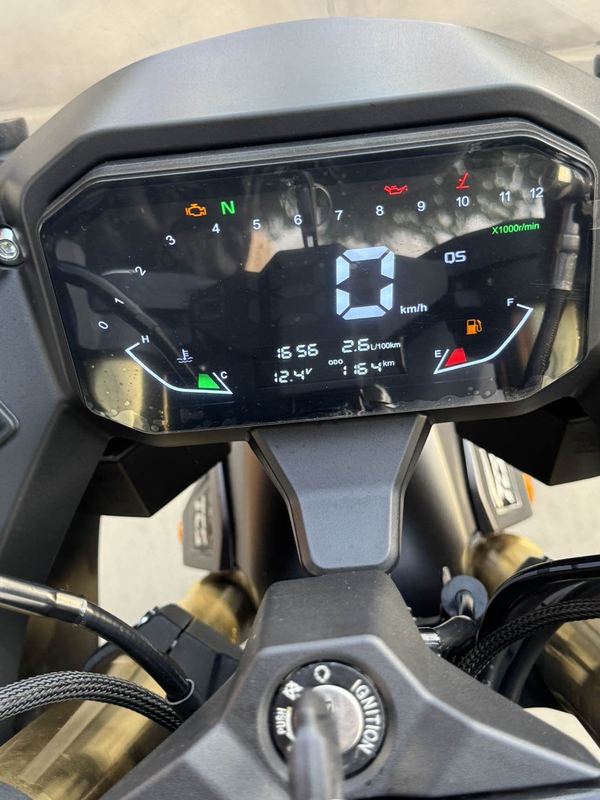 无极 250RR