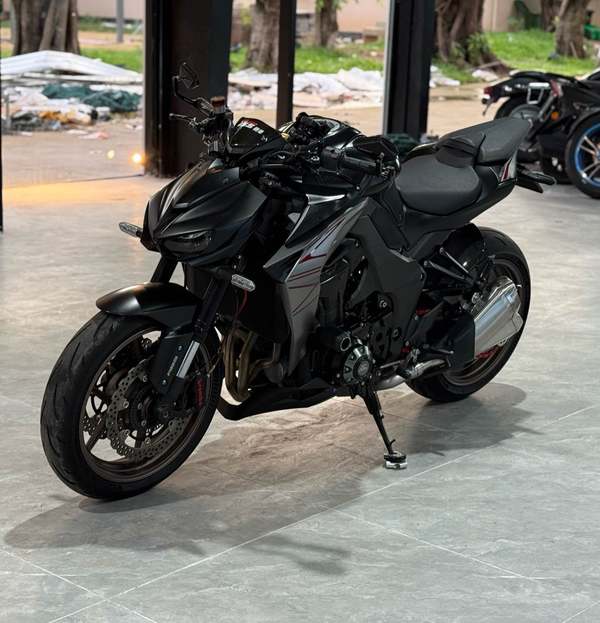 川崎 Z1000