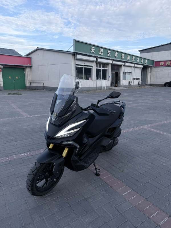 光阳 赛艇 X350