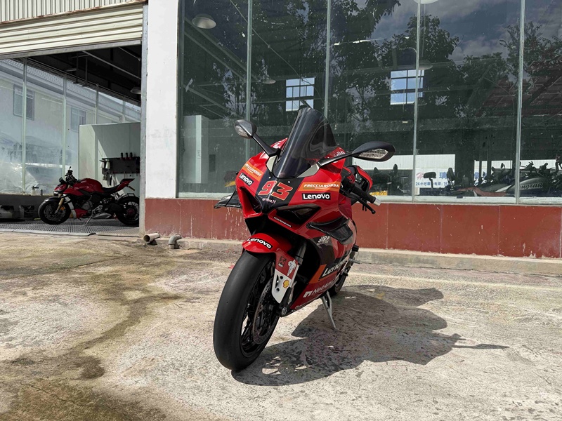 杜卡迪 Panigale V4