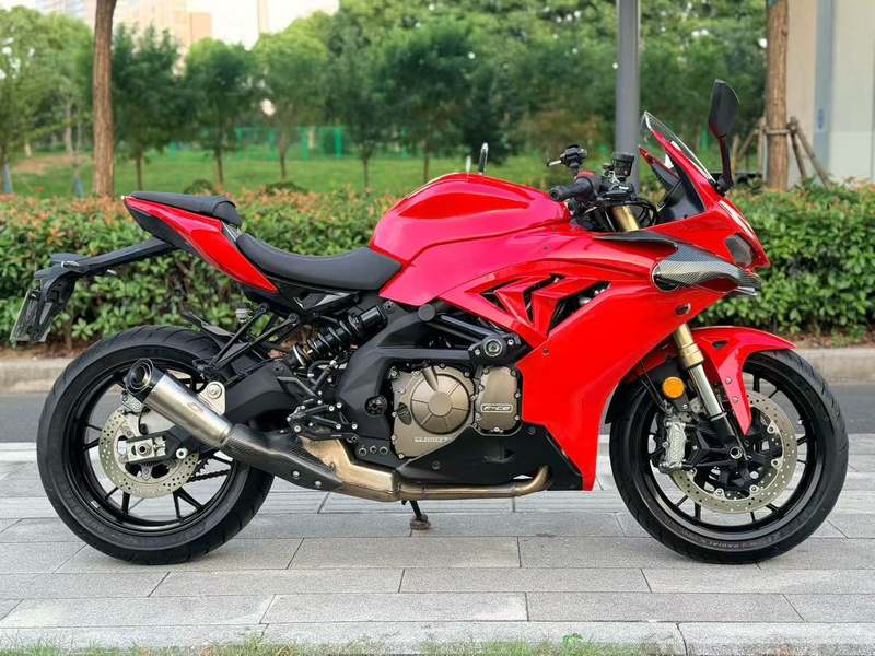 QJMOTOR 赛600