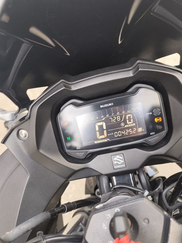 豪爵铃木 GSX250R