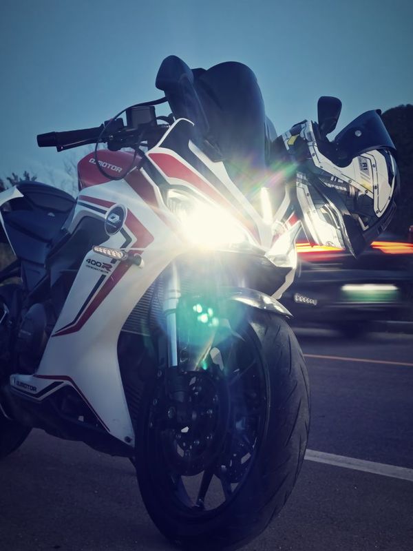 QJMOTOR 赛400