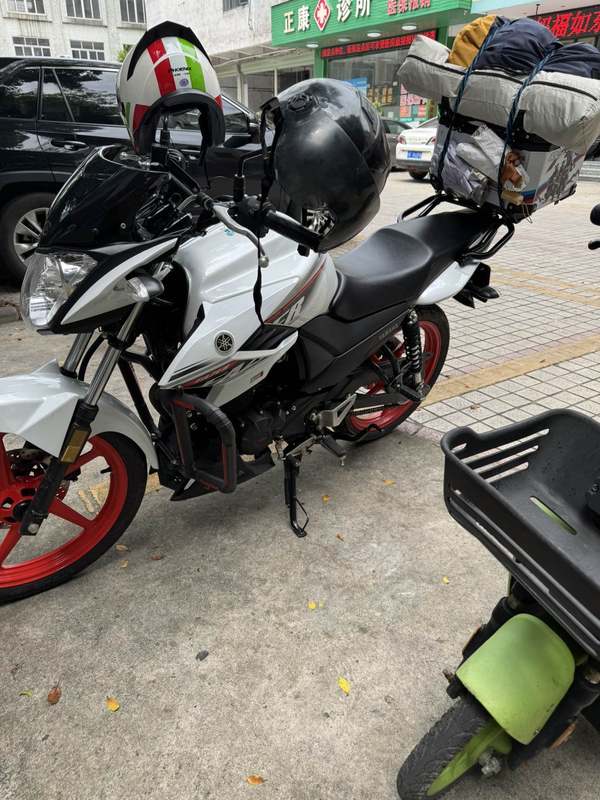 建设雅马哈 飞致YS150