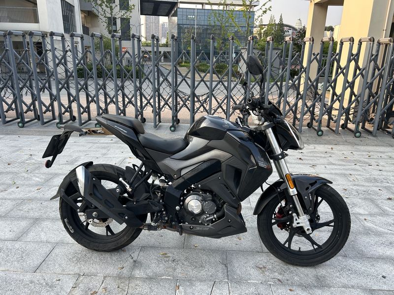 贝纳利 小迅龙 BN150S