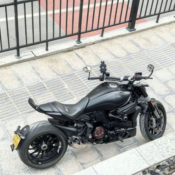 杜卡迪 XDiavel