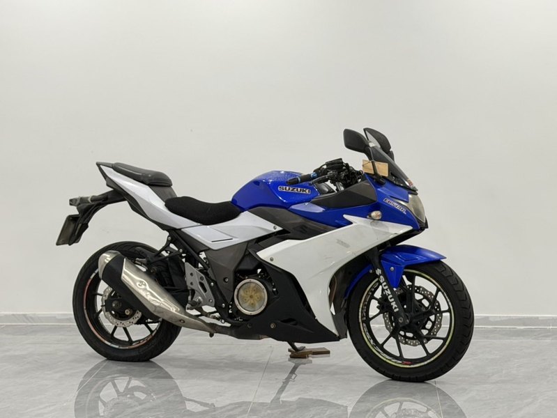 豪爵铃木 GSX250R