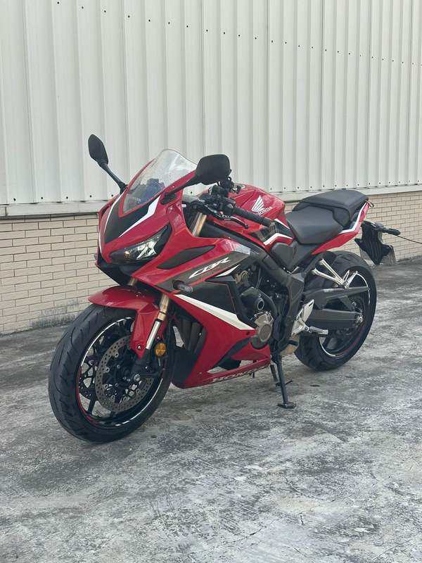 本田DREAMWING CBR650R