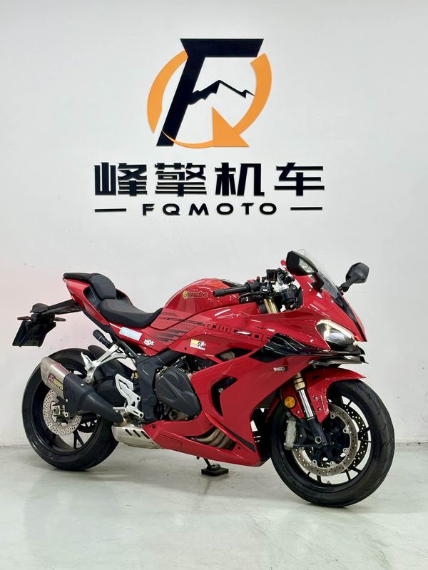 QJMOTOR 赛600