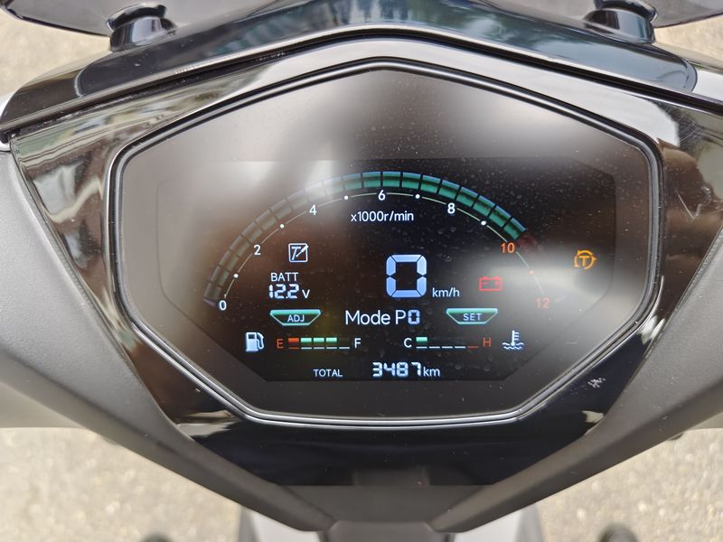 QJMOTOR 鸿150S