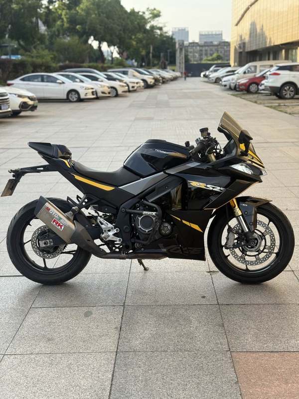 无极 RR525