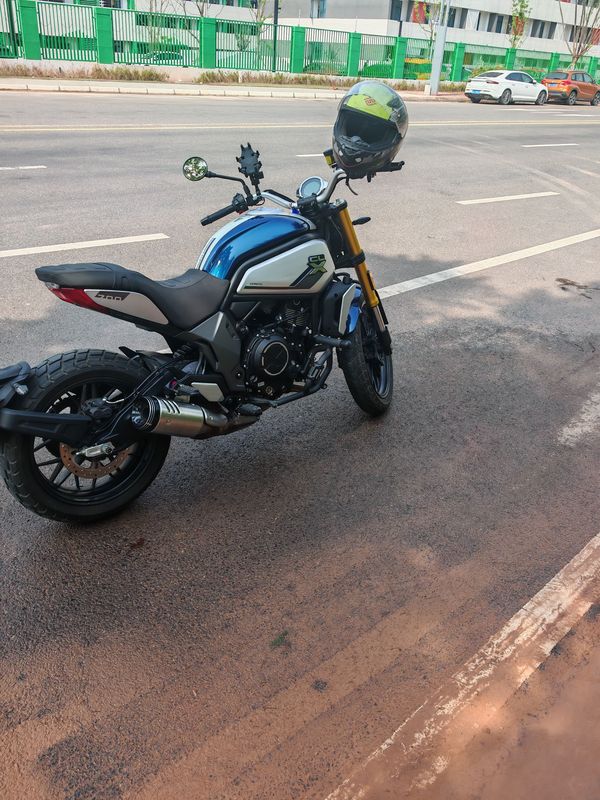 春风 700CL-X