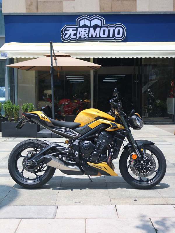 凯旋 Street Triple 765