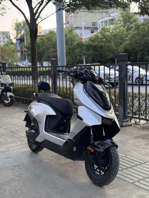 极核 AE4